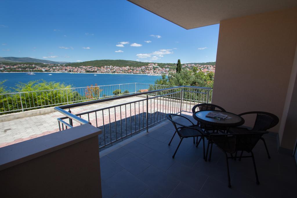 Apartments Kelic Trogir Quarto foto