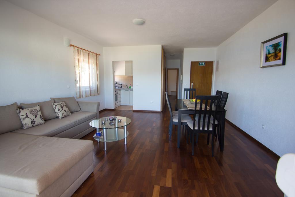 Apartments Kelic Trogir Quarto foto