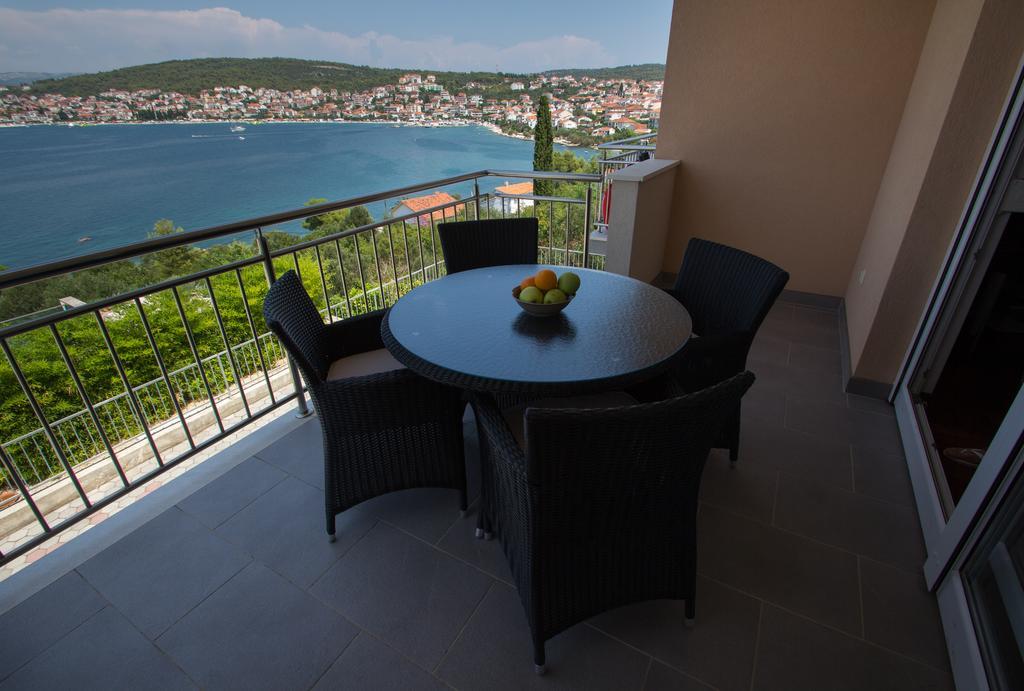 Apartments Kelic Trogir Quarto foto